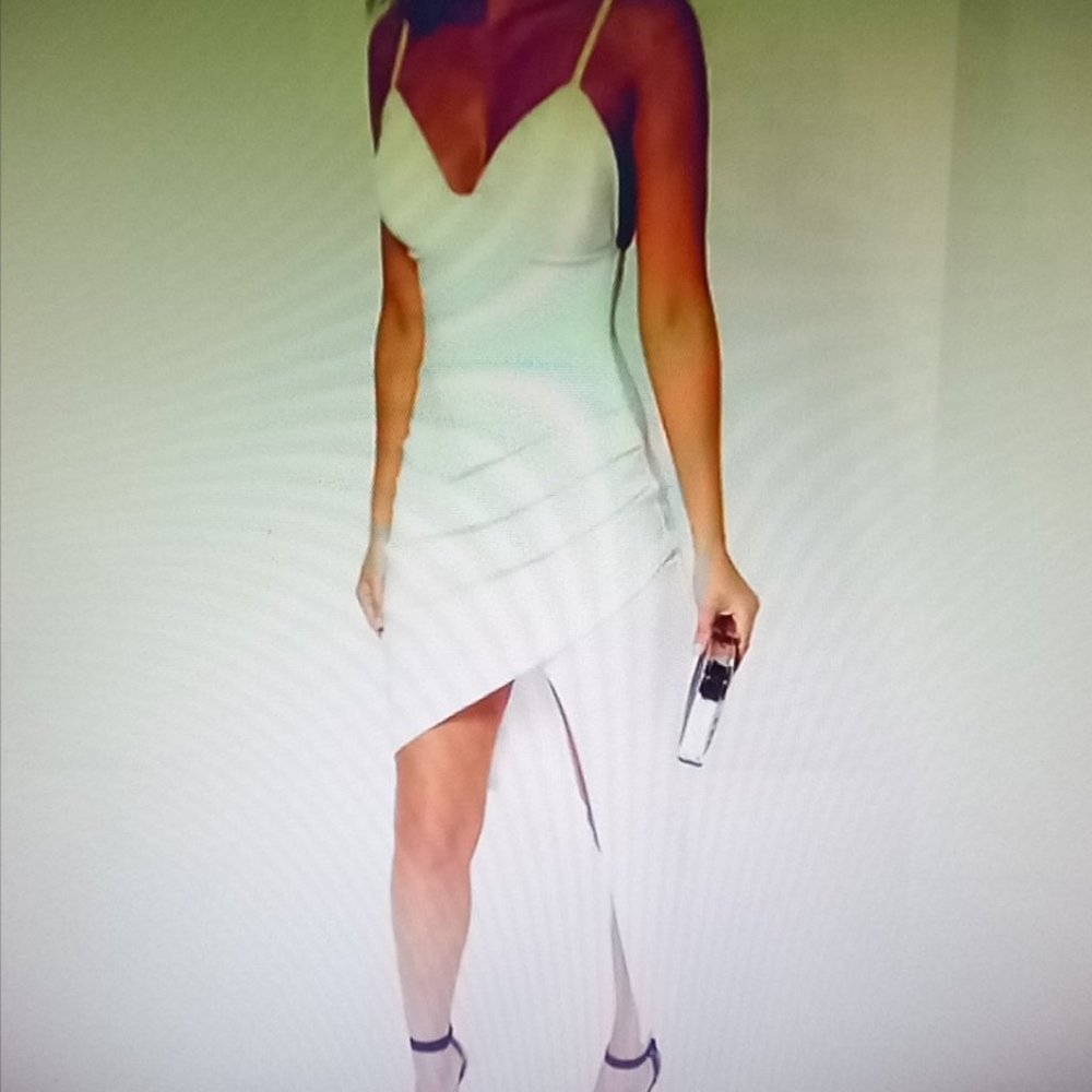(NWT) Boohoo Ivory Strappy Bodycon Dress (Size 10)